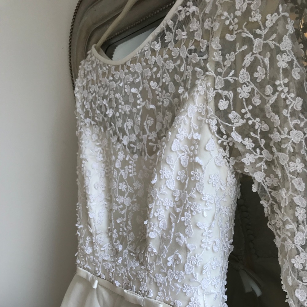 Wedding dress